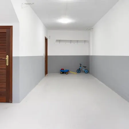 Апартаменты Family Sea View Townhouse *
